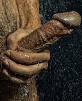 Big dick in shower drops and jets