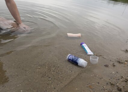 Testing out fleshlight with Astroglide Diamond silicone gel